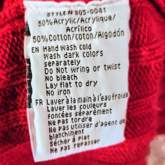 Revamped Cropped Turtleneck Sweater Cherry Red - Picture 7 of 8